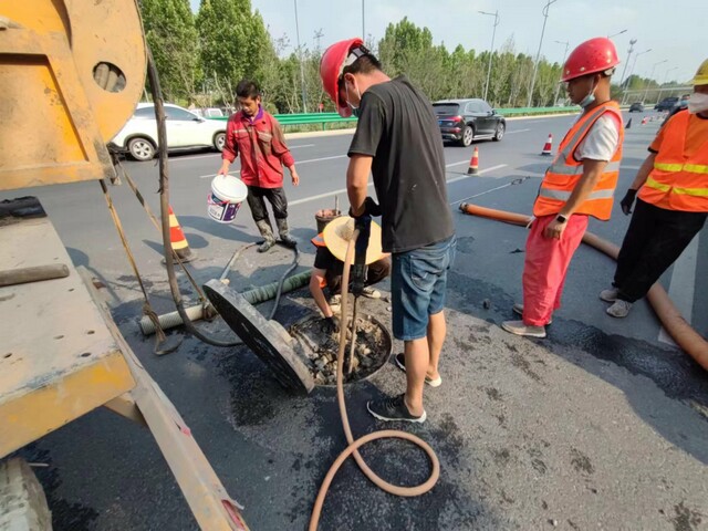 侯马管道潜水封堵气囊
